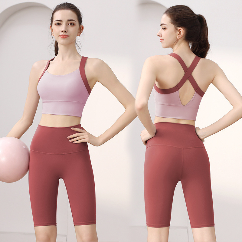 Yoga Outfit Set for Women, High-Intensity Shockproof Sports Bra with Fixed Cups, Fitness Tank Top, Training Wear, Five-Point Shorts, Autumn Yoga Outfit Set for Women, High-Intensity Shockproof Sports Bra with Fixed Cups, Fitness Tank Top, Training Wear, Five-Point Shorts, Autumn