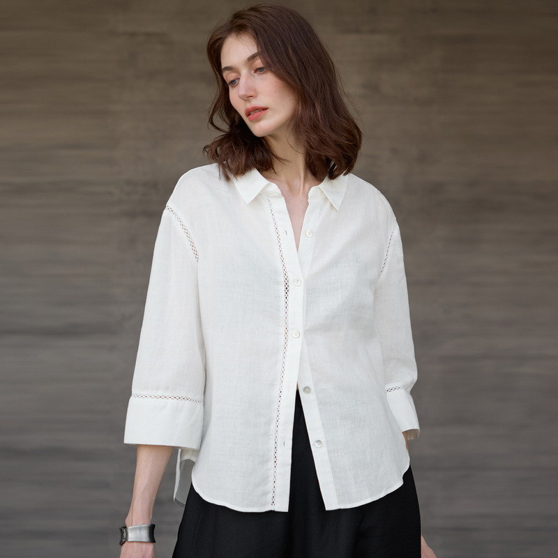 【Clearance Bargain】Women's Shirt with Hollow Lace on the Front, Old Money Style, Three-Quarter Sleeves, Collared Top for Petite Figures