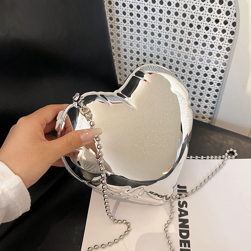 Bolsa tiracolo feminina elegante com corrente_voghion.com