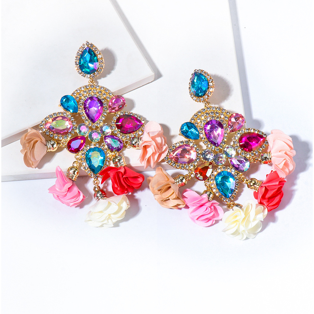 New Bohemian Color Diamond Flower Female Earrings Personality Accessories Wholesale display picture 17