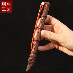 金榜は文昌の筆のペンダントを指名して、桃木の彫刻の取っ手の部品を打って学生にプレゼントします。文昌の工芸品です。