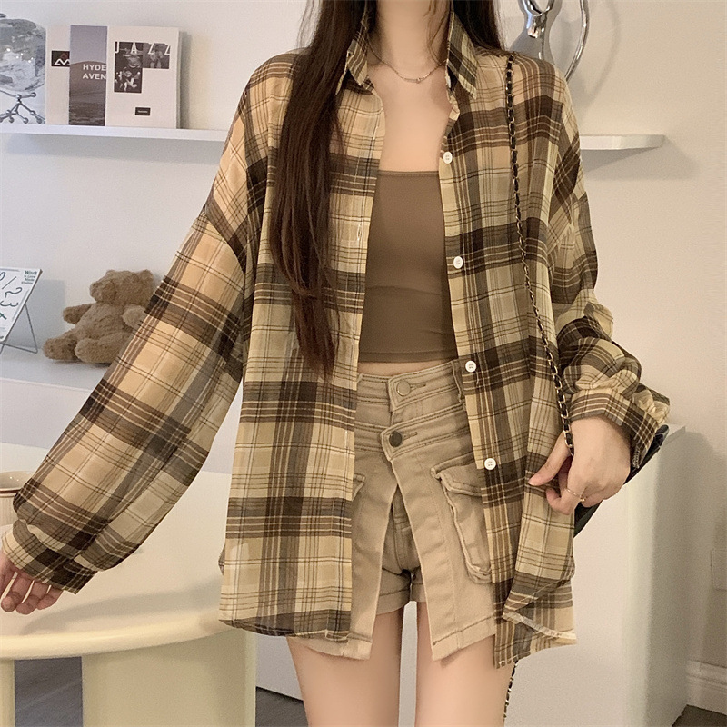 新しいアメリカンチェック柄シャツ女性のための 2025 夏の新しい怠惰なスタイルのシャツジャケット日焼け止めトップトレンディ|undefined