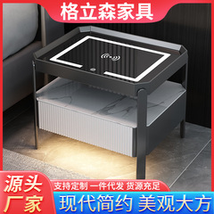 家庭用スマートベッドサイドキャビネット現代シンプルなライト付きワイヤレス充電軽い贅沢ベッドサイドキャビネット多機能寝室ロッカー