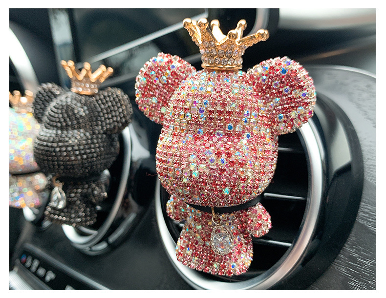 New rhinestone violent bear creative car decoration air outlet car aromatherapy Diamond-embedded car accessories factory wholesale