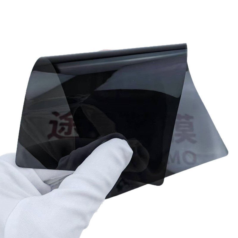 Película para automóvil Nano cerámica nitruro de titanio vidrio de alto aislamiento térmico película solar protección solar película de alto aislamiento térmico para automóviles a prueba de explosiones