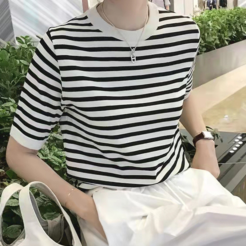 summer knitted woolen T-shirt with a round collar