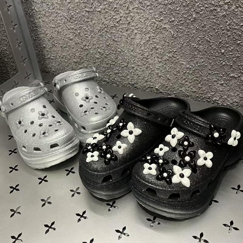 S K Collaboration Series Little Whale Clogs, Black and White Thick-Soled Casual Sandals for Women, Size 25, Summer