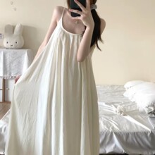 �ļ��¿�؉|һ�w����˯ȹŮ���e����˯��Ů������⴩�B��ȹ