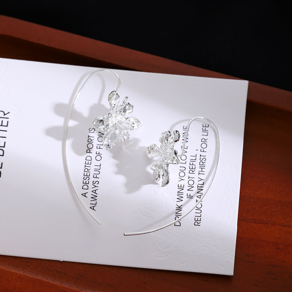 O1CN01axMrrL23pkFzaGQBW_!!2215