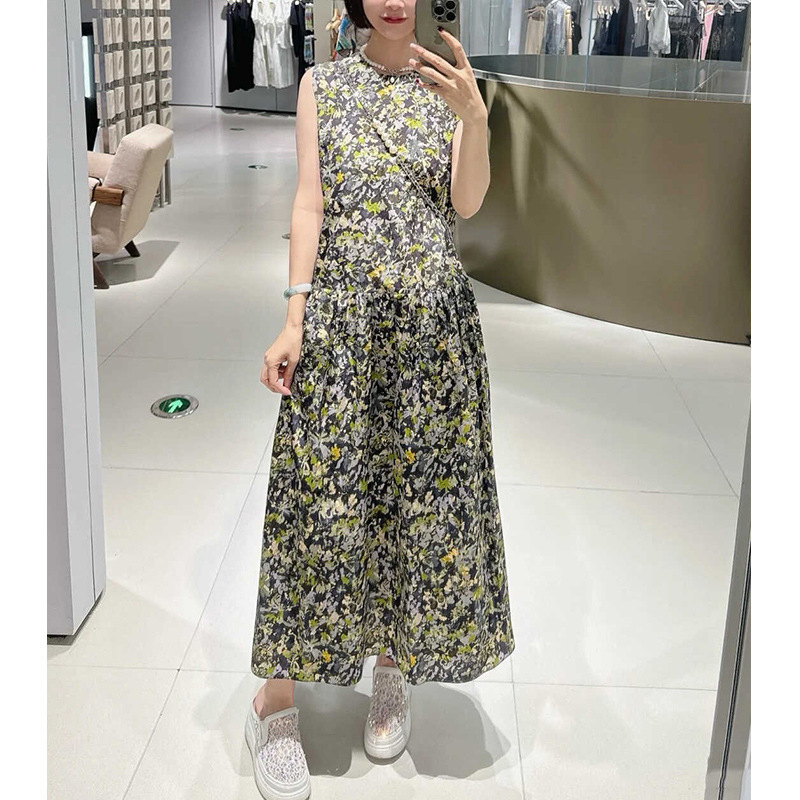 时尚设计感小众无袖森女系碎花连衣裙2025年夏季新品时尚背心裙子|undefined