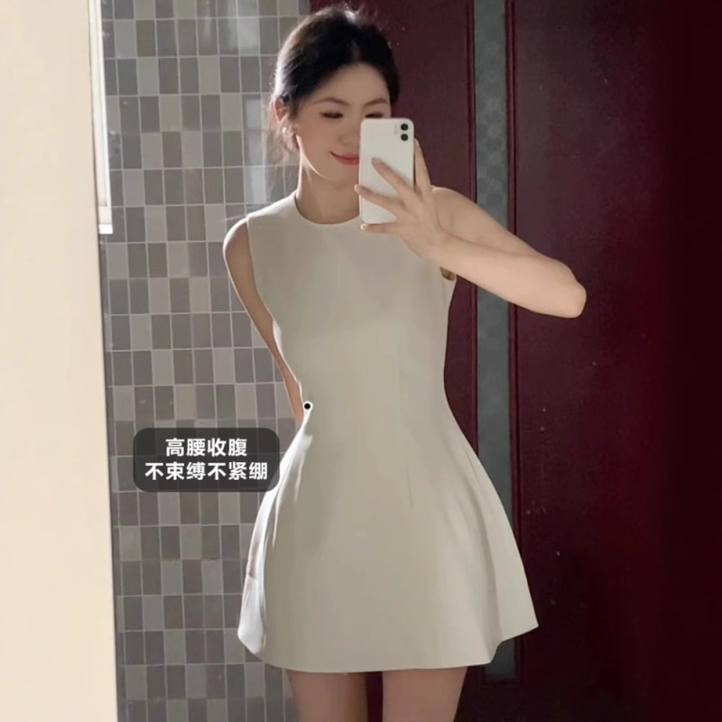 ノースリーブドレス女性のための 2025 夏の新しいスタイル小柄な気質ウエストベストドレスプリンセスドレス痩身ショートスカート|undefined