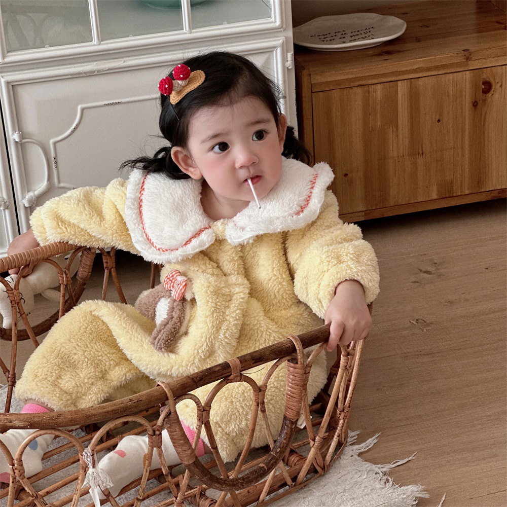 Ropa de bebé Ropa de casa de otoño e invierno