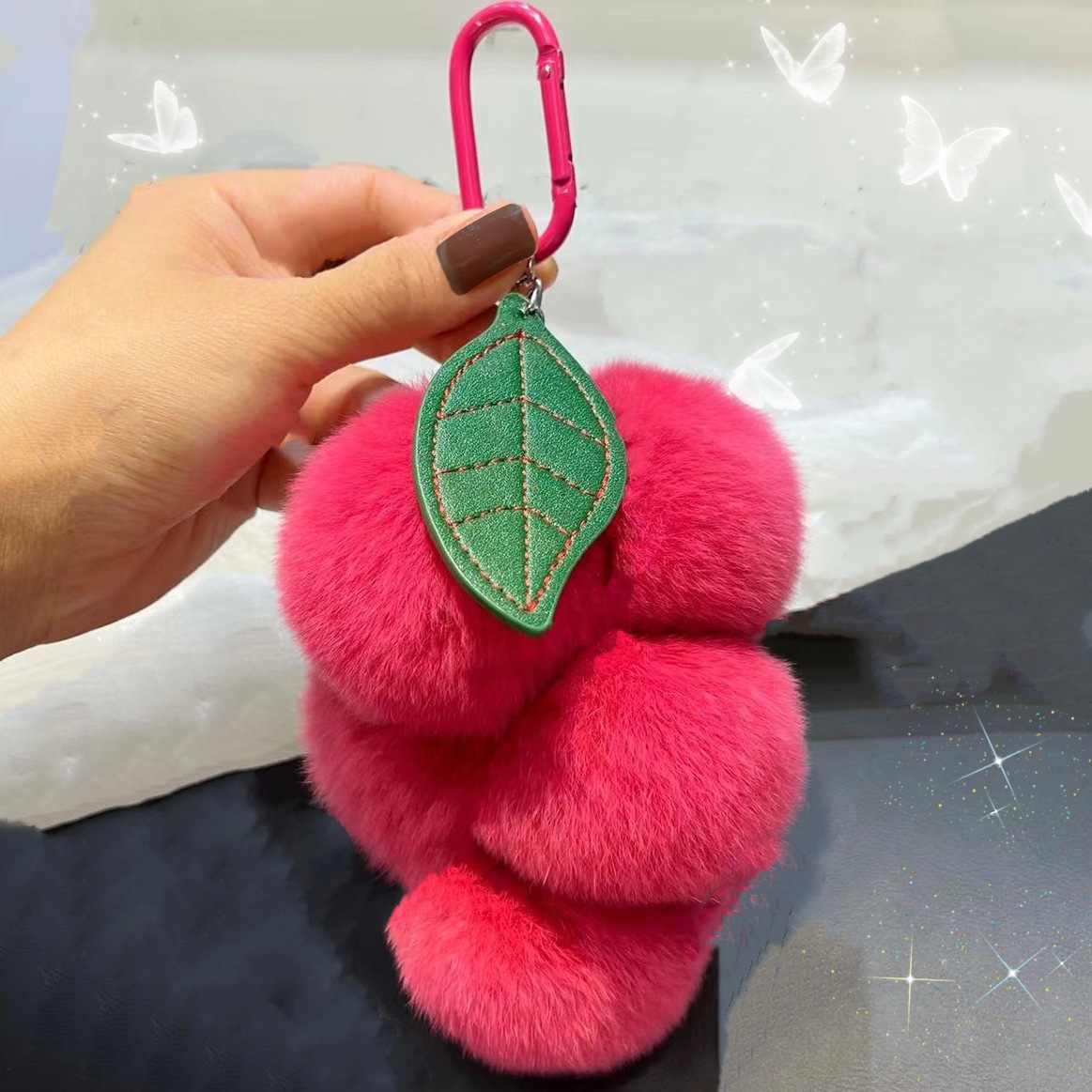 Super auténtico color fresa ~ real Rex conejo piel uva llavero coche colgante ins lindo bola de peluche bolsa adornos