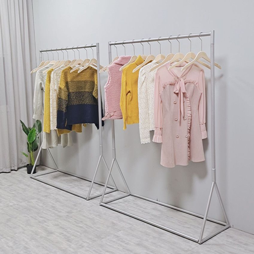 Estante de exhibición de ropa tipo suelo combinado percha de ropa estante de plata para ropa de mujer colgante de ropa colgante lateral estante de isla