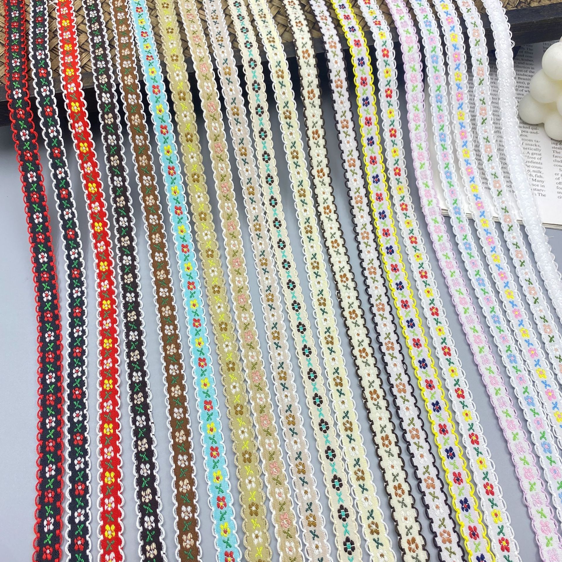 2024 nuevo estilo estilo étnico cinturón jacquard con borde de bloqueo DIY ropa aplicable puños falda sombrero accesorios textiles para el hogar