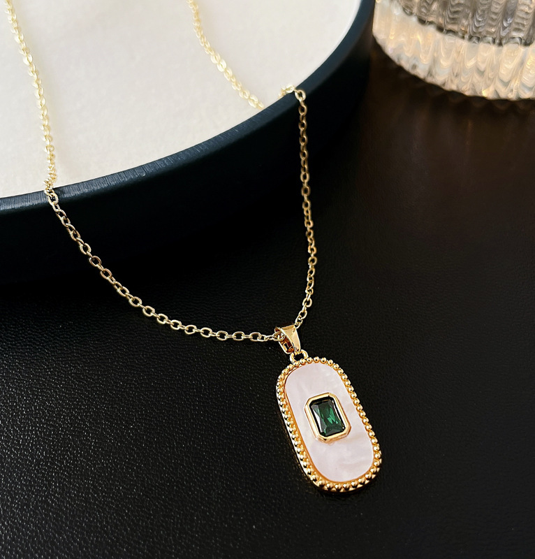 Retro oval ZIRCON chapado en oro collar ins personalidad simple avanzada clavícula cadena moda temperamento Collar para las mujeres