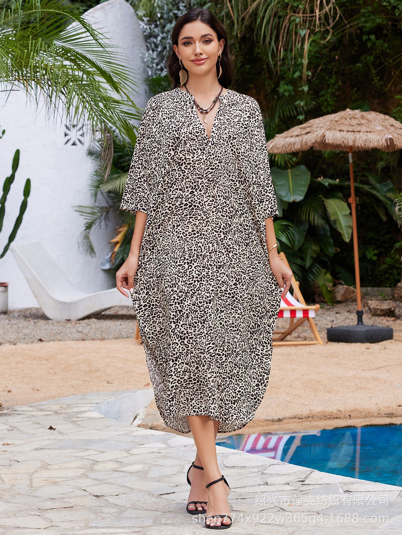 Camisas de algodón impresa de cuello V de vacaciones bikini camiseta protector solar trajes de baño camiseta MB310