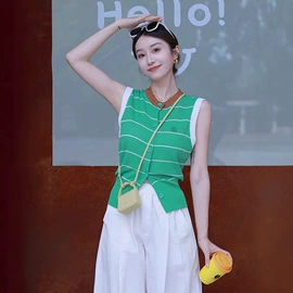 女式针织衫;连衣裙;女式羊毛衫