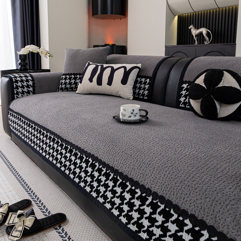 轻奢高级感雪尼尔沙发垫四季通用2025新款轻法式直排皮沙发靠背巾