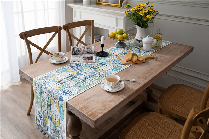 Tovaglia in poliestere con nappe in ciniglia a piccoli pesci verdi annuali, runner da tavola fresco_voghion.com