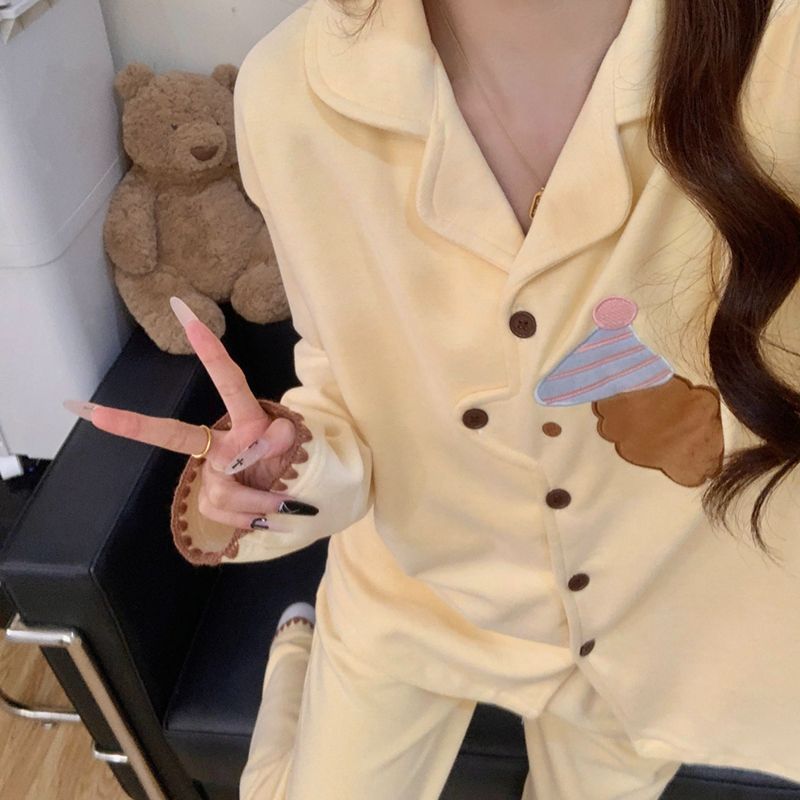 Al por mayor transfronterizo lindo cachorro pijama de cachemira mujer nuevo otoño invierno caliente ropa de casa cardigans dibujos animados dos piezas