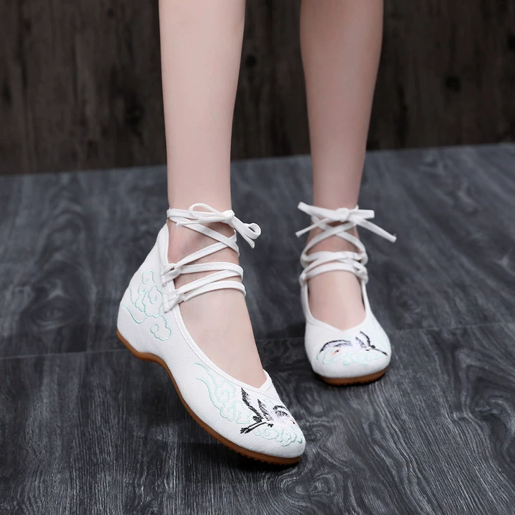 Серия пряжек на шнуровке Crane, увеличивающая внутреннюю высоту, антикварная обувь с вышивкой, обувь ханьфу, обувь для танцев в этническом стиле, Женская обувь в Пекине
