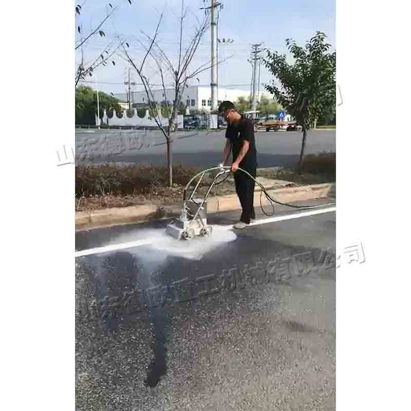 道路标线高压清线机 高压水射除线机 移动式高速公路标线去线机