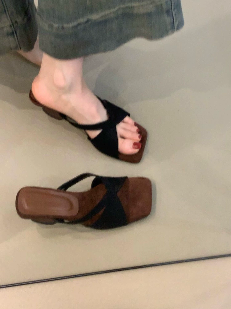Retro suede summer slippers, sandals