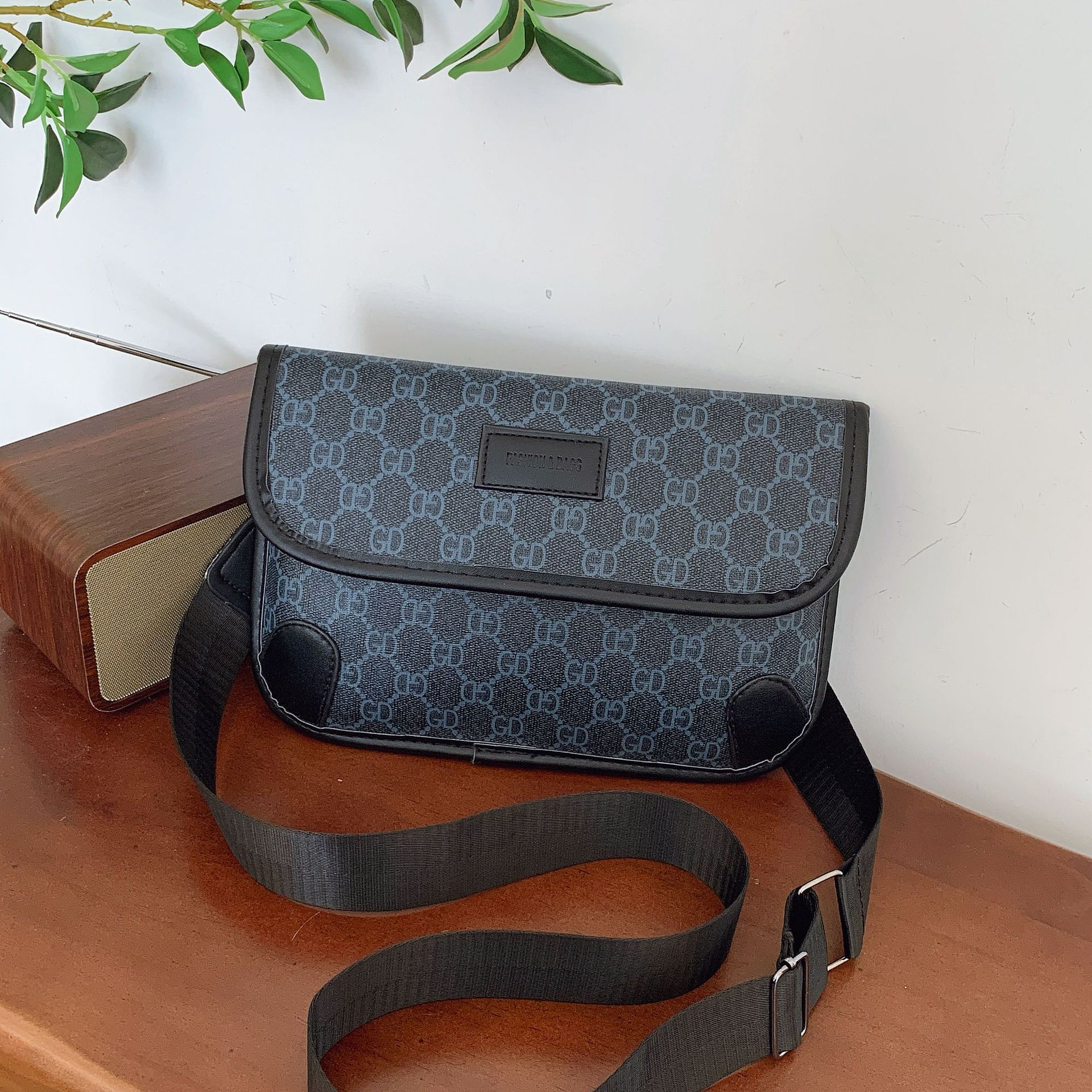 국경 간 폭발 한국 거리 남성 크로스 바디 백 PU 유행 체스보드 체크 휴대 전화 가방 유행 어깨 가방 남성용