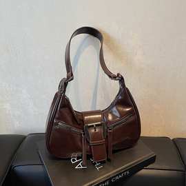 挎包女包包拉德单肩百包月牙复古美2024斜挎包腋下小众新款秋冬搭