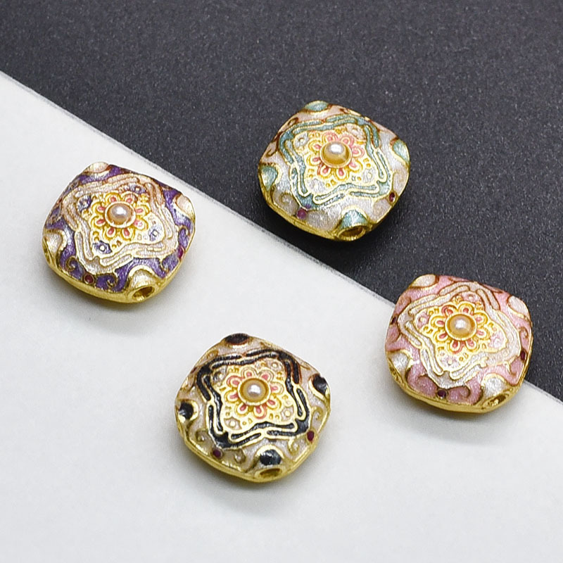 Ancient Gold Matte Cloisonné Enamel Four-Leaf Clover Spacer Beads DIY Bracelet Necklace Car Hanging Jewelry Accessories