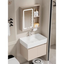 С���ͷ�ˮ��C�Xԡ�ҙ��M��̫���Xխ߅�մ�һ�wϴ����ϴ��̨