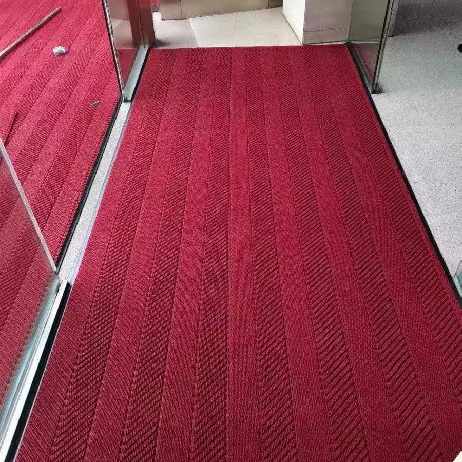 타이어 패턴(진한 빨간색)