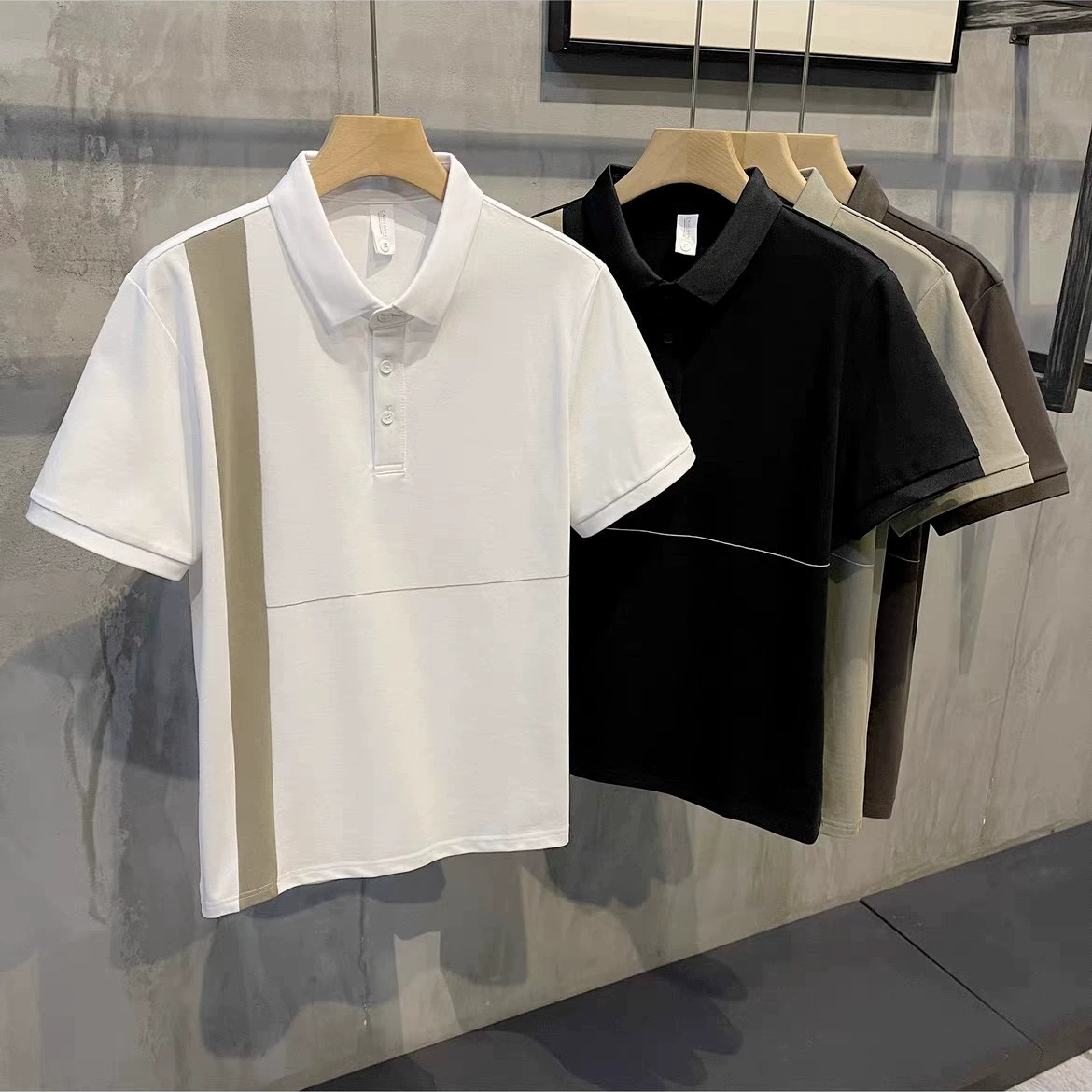 Modern polo for leisure, oversize, with short sleeve