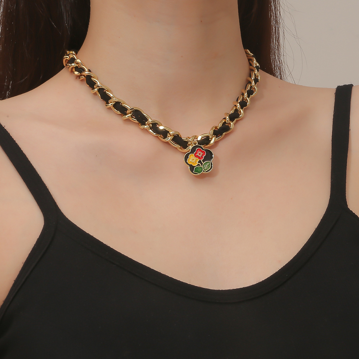 retro accessory