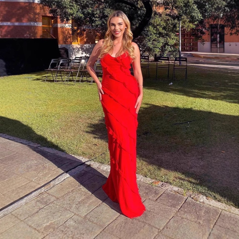 Cross-border European and American Sexy Elegant Backless Suspenders U-collar Leaky Shoulder Wave Slim-fit Side Vented Dress