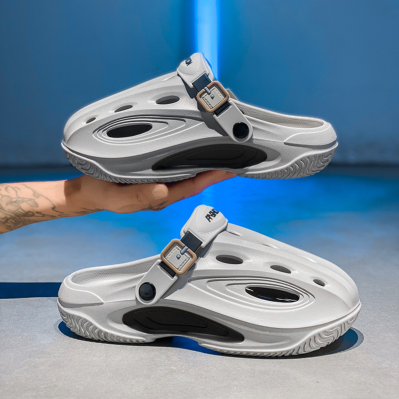 Zapatos con agujeros para hombres 2025 nuevo verano casual ropa exterior transpirable suela gruesa ligera sensación de pisar heces zapatillas Baotou para estudiantes