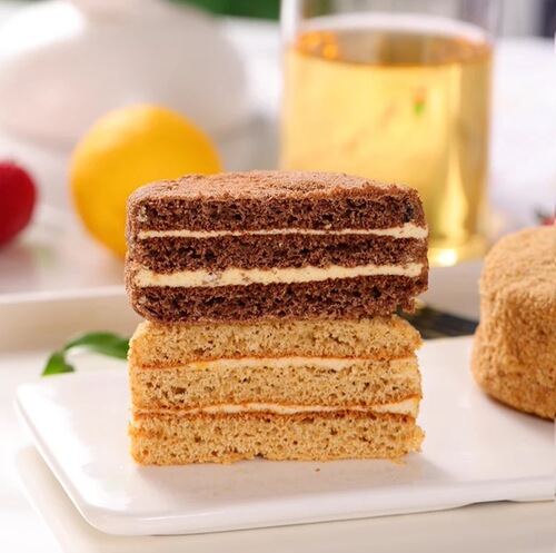 Russian-style mini smiley face tiramisu honey cream afternoon tea cake snack breakfast