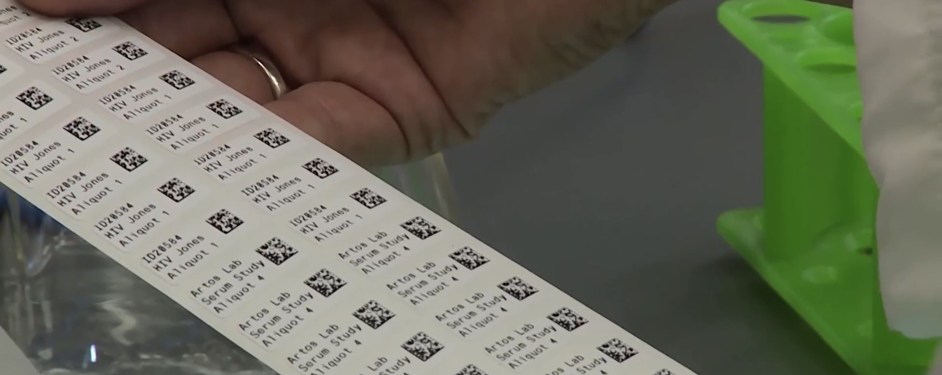 医疗冻存盒低温条QR码标签医疗局部涂胶标签无尘净化医疗条码纸