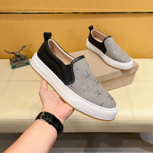 �߶��ݳ�Ʒ����һ�_�ő���Ь��ʿ2025����r����Ƥ͸�����_����Ь