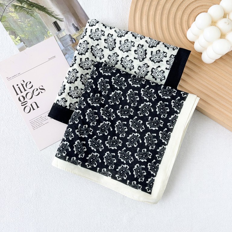 Primavera y verano nuevo estilo retro anacardo flor seda algodón bufanda cuadrada bufanda de seda pequeña cuello femenino temperamento de alta calidad bufanda pequeña