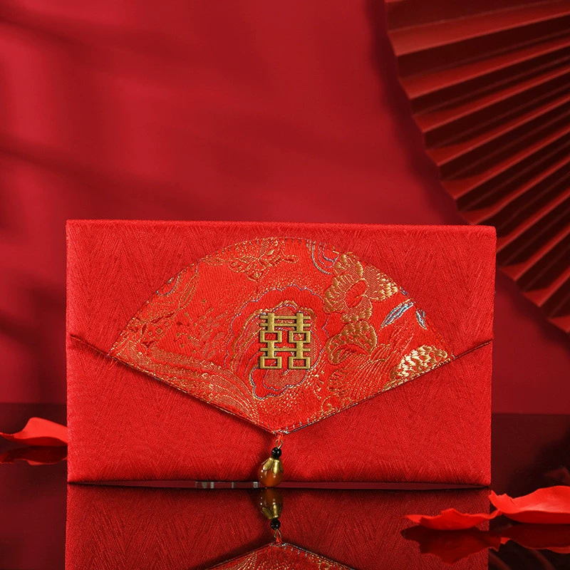 Wedding red envelope wedding new Chinese retro creative personality red envelope red envelopes red envelope bag is a sealing 10,000 yuan to wholesale