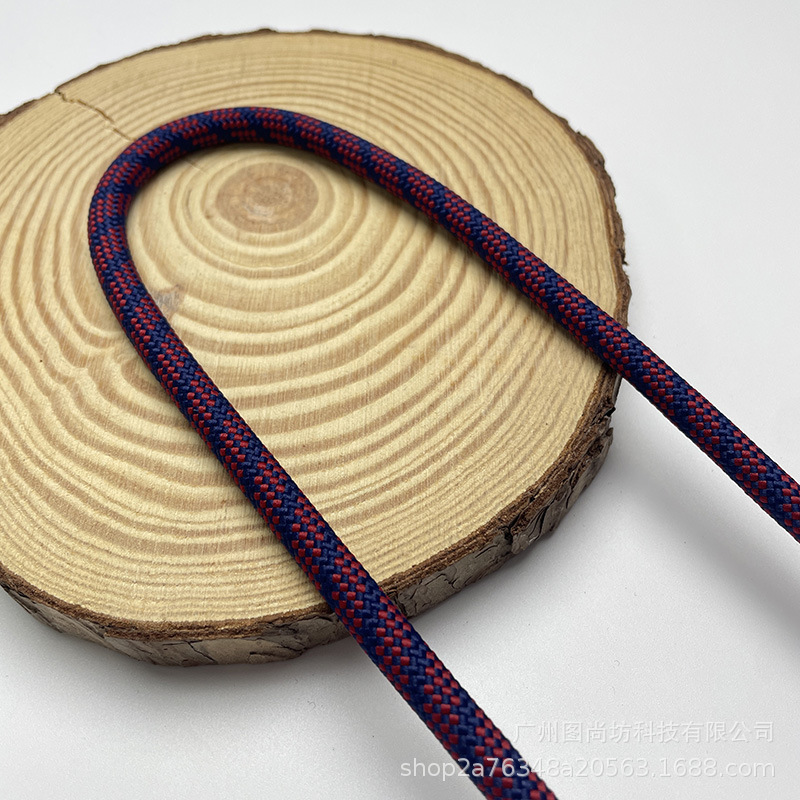 50 # 진한 빨간색과 파란색 트윌