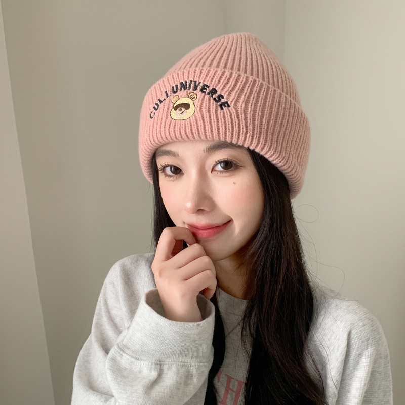 韩版刺绣小熊帽子女秋冬季骑车百搭针织毛线帽显脸小情侣月子帽潮|undefined
