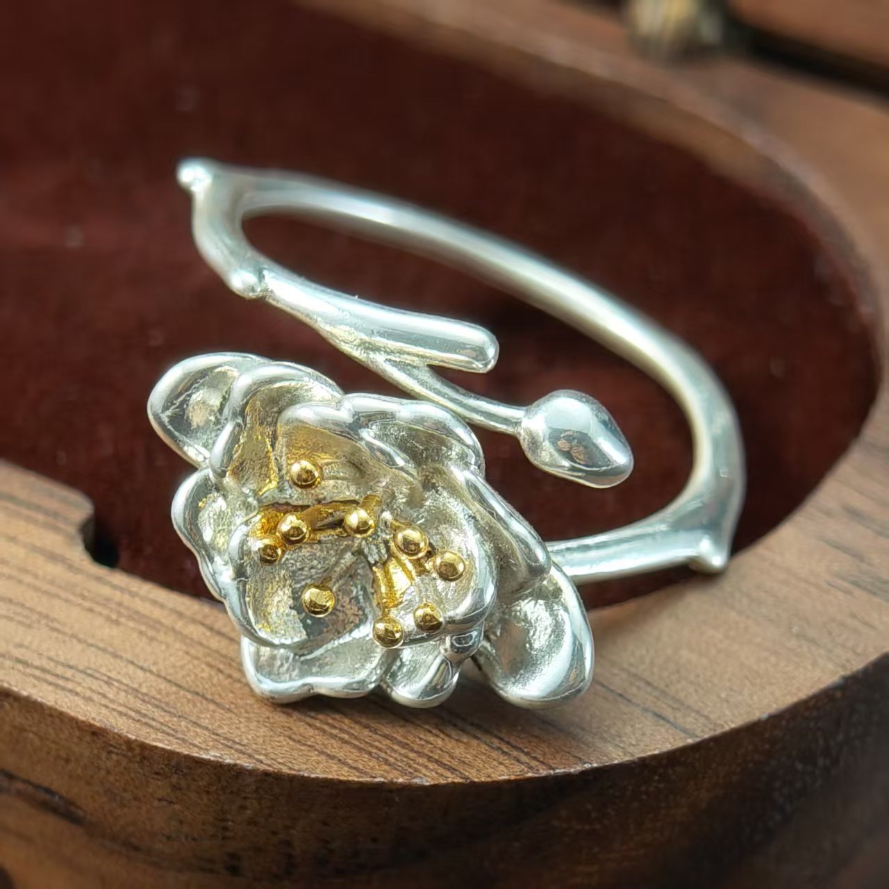 A Lady's Begonia Flower Open Ring, Chinese Style, Exquisite and Cool Elegant Index Finger Ring, Accessories Ring