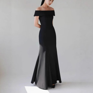 One-Shoulder Light Wedding Dress, Simple Satin Travel Photo, Simple Banquet Style, Super Fairy White Slimming Fishtail Dress