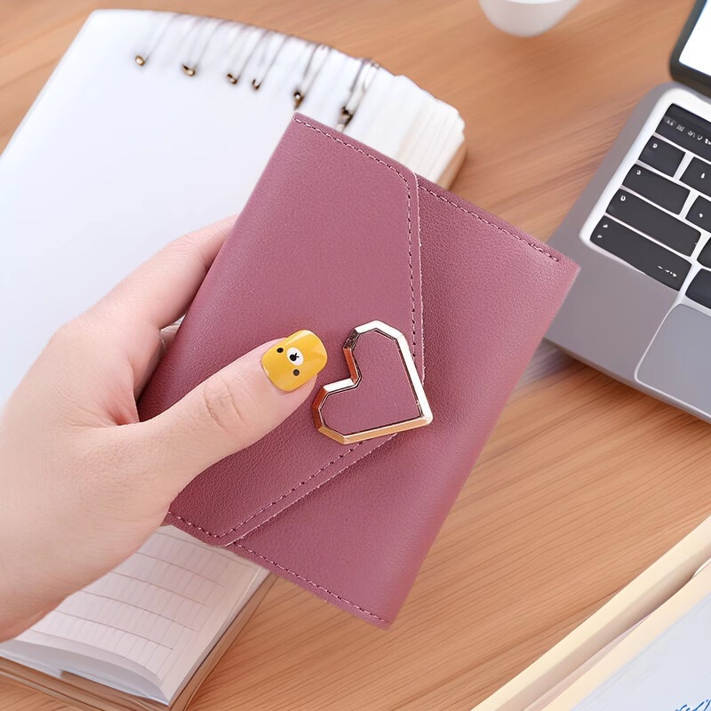 Wholesale 2025 new vintage small fresh metal heart-shaped short three-fold summer small wallet women's student wallet Wholesale 2025 new vintage small fresh metal heart-shaped short three-fold summer small wallet women's student wallet