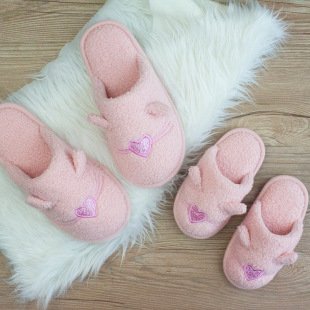 Parent-child family of three home cotton slippers soft lightweight girls kindergarten feet warm slippers wholesale purchase