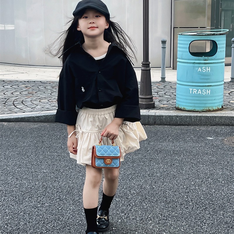 Bolsa de hombro coreana de alto valor, bolso de moda, bolso de cadena para bebés, bolso para bebés, 2025 nuevo tipo de bolso para niños