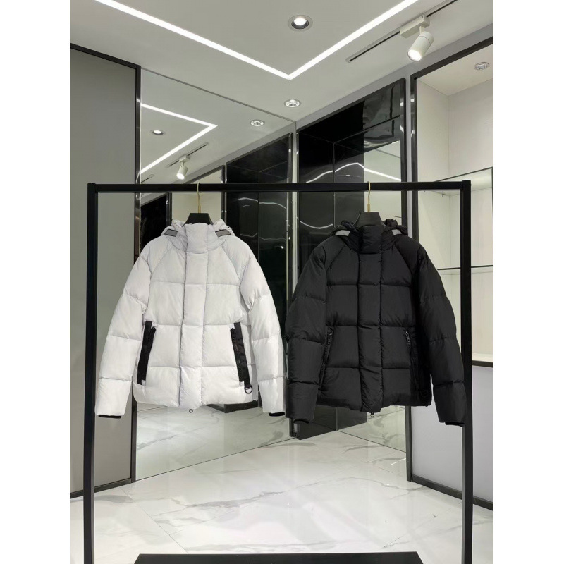 Down Jacket Canada Ouyang Nana Same Style Capsule Black Label Bread Jacket Men's and Women's Parka 2602lb